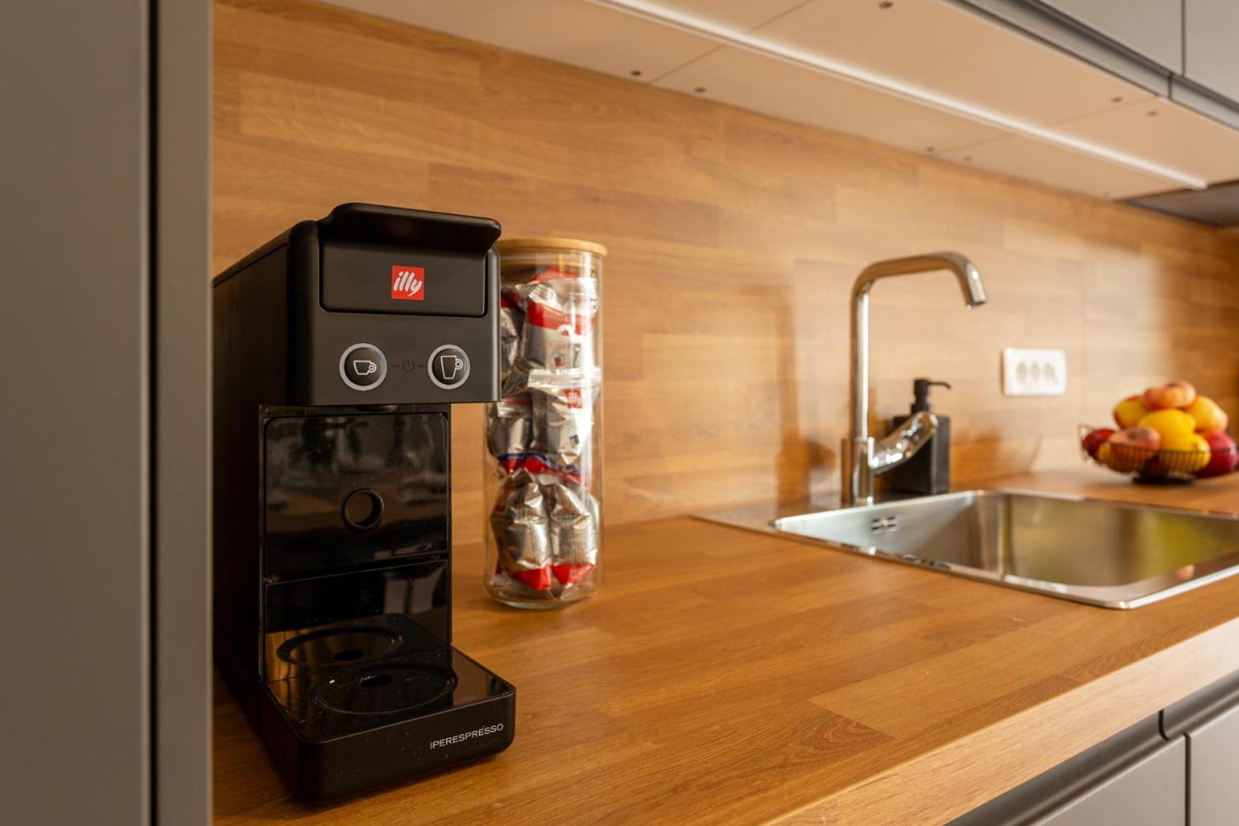 Apartmaji Klavdija Ljubljana Eksteriør billede